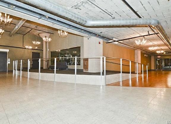 5th image of 4100 Forest Park Ave APT 324