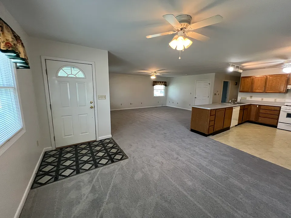 1208 Park Pl