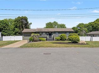 162 Larchmont Rd, Warwick, RI 02886