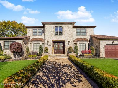 987 Ionia Ave, Staten Island, NY, 10309