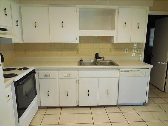 3rd image of 7441 Antietam Ct E