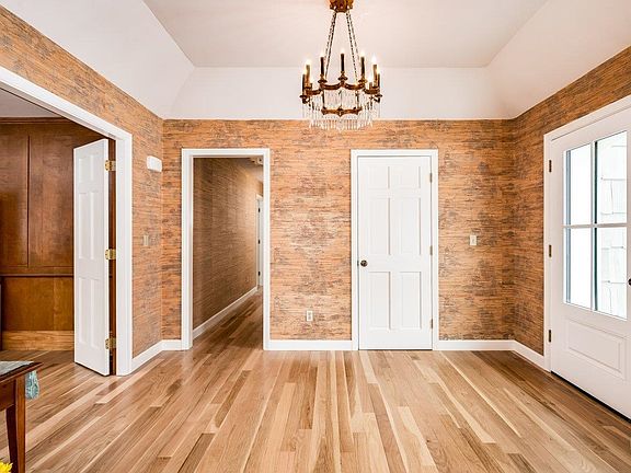 4th image of 23 Riverview Road