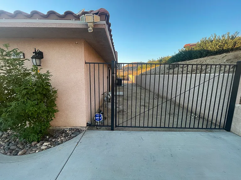 12055 Highland Ave — Photo 10