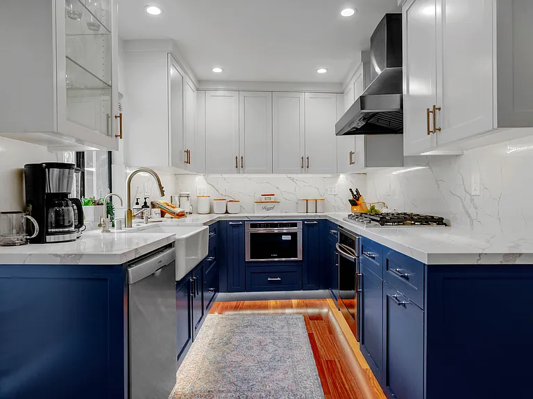 10720 Ohio Ave #22 — Photo 4