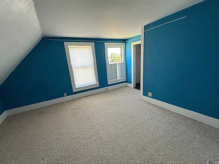 35 Creek Rd #1 — Photo 13
