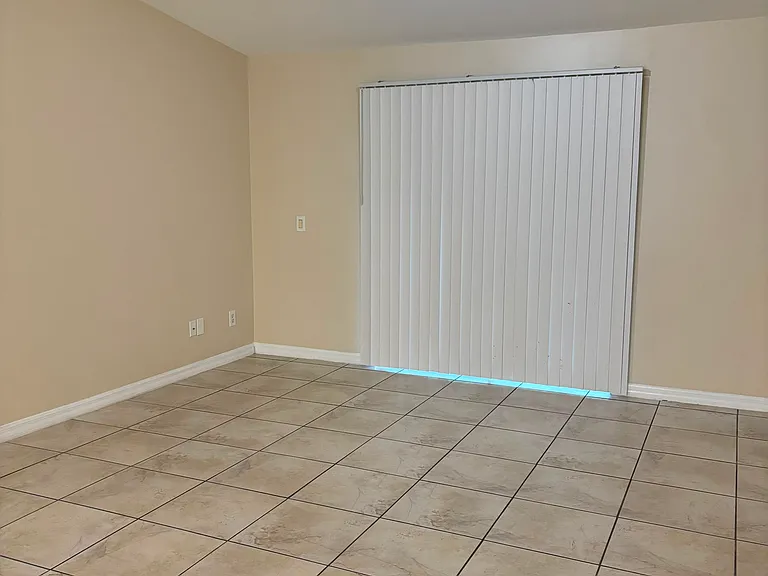 2117 Fairway Dr #2117 — Photo 3