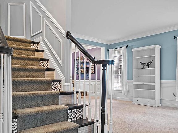 3rd image of 6013 Wake Crest Ct
