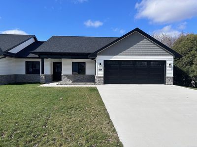 404 Tyler St SE, Cascade, IA, 52033