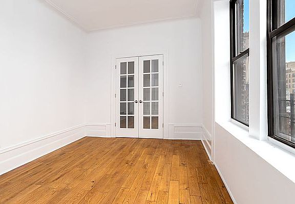 5th image of 68 Montague St APT 6D