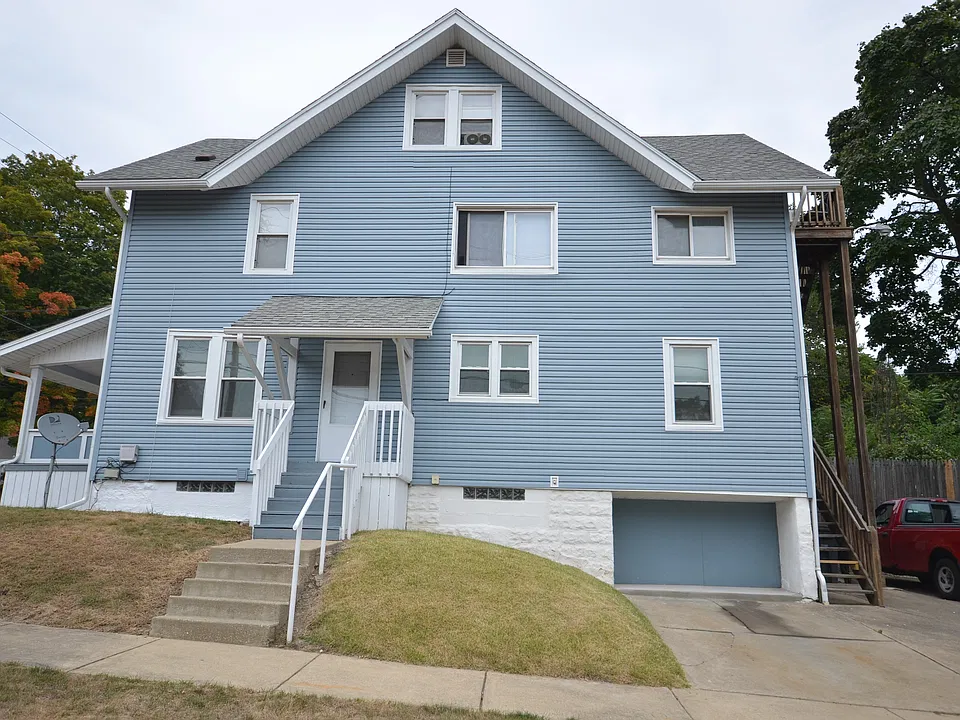 1426 Newton St #1