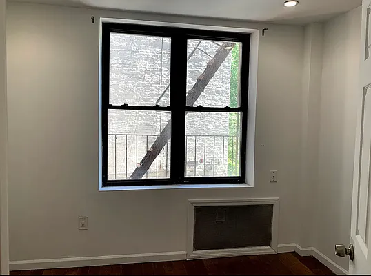 Rented by Heritage Realty LLC | media 10