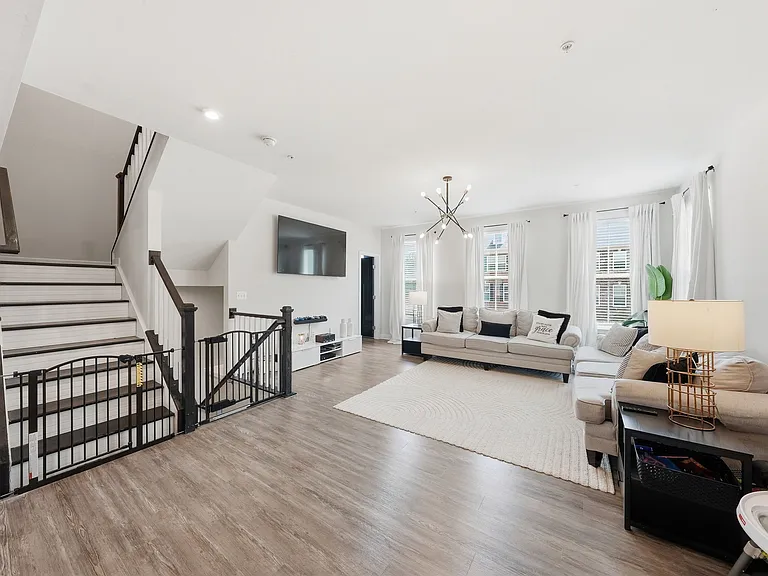 10993 Oswestry St — Photo 14