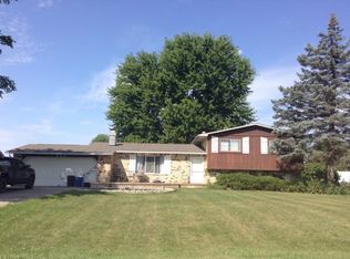 542 E Dawn Dr, Freeland, MI