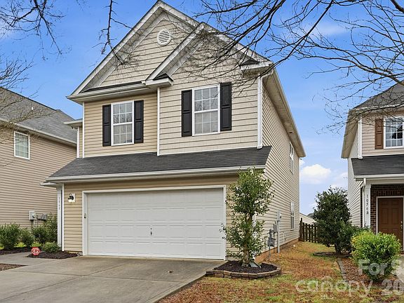 2nd image of 1060 Mountain Laurel Ct