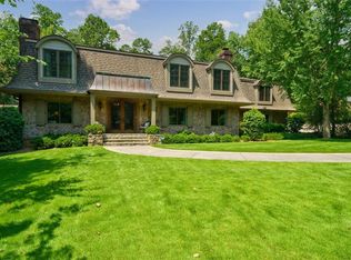 587 N Saint Marys Ln NW, Marietta, GA 30064