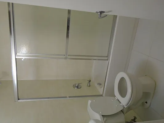 Rented by 18 REALTY | media 5