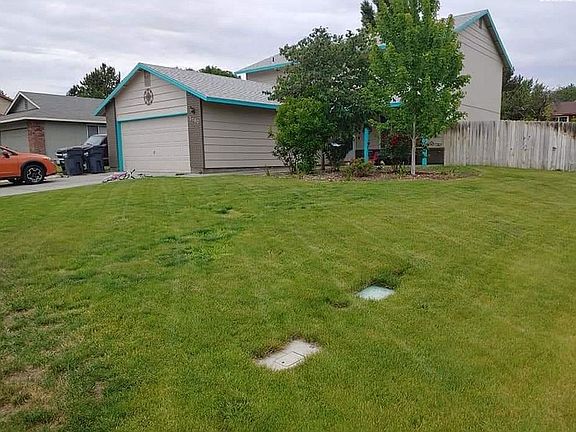 2nd image of 5160 Blue Jay Ln