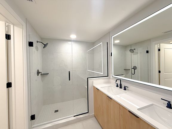 5th image of 8360 NW 33rd Ter #A