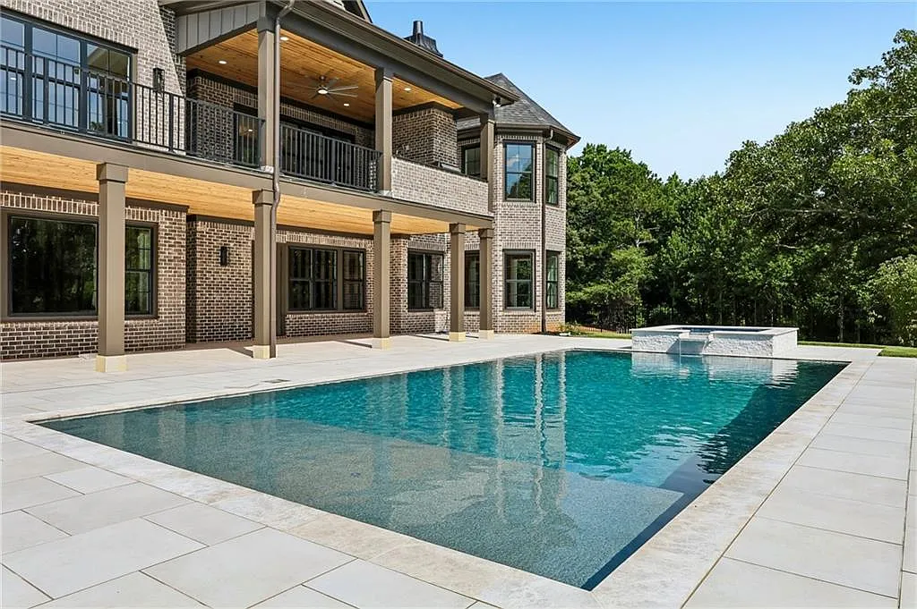 5 bed, 5.5 bath, 10575 sqft, $12,500 — Photo 2