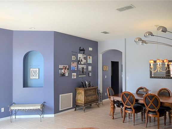 3rd image of 2406 Twilight Dr