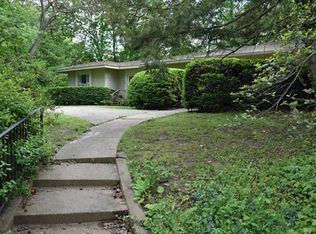 822 S Elm St, Henderson, KY 42420