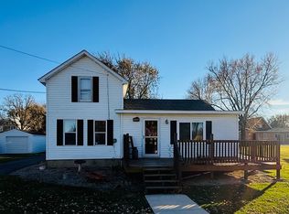 359 Wyoming Ave, Paw Paw, IL 61353