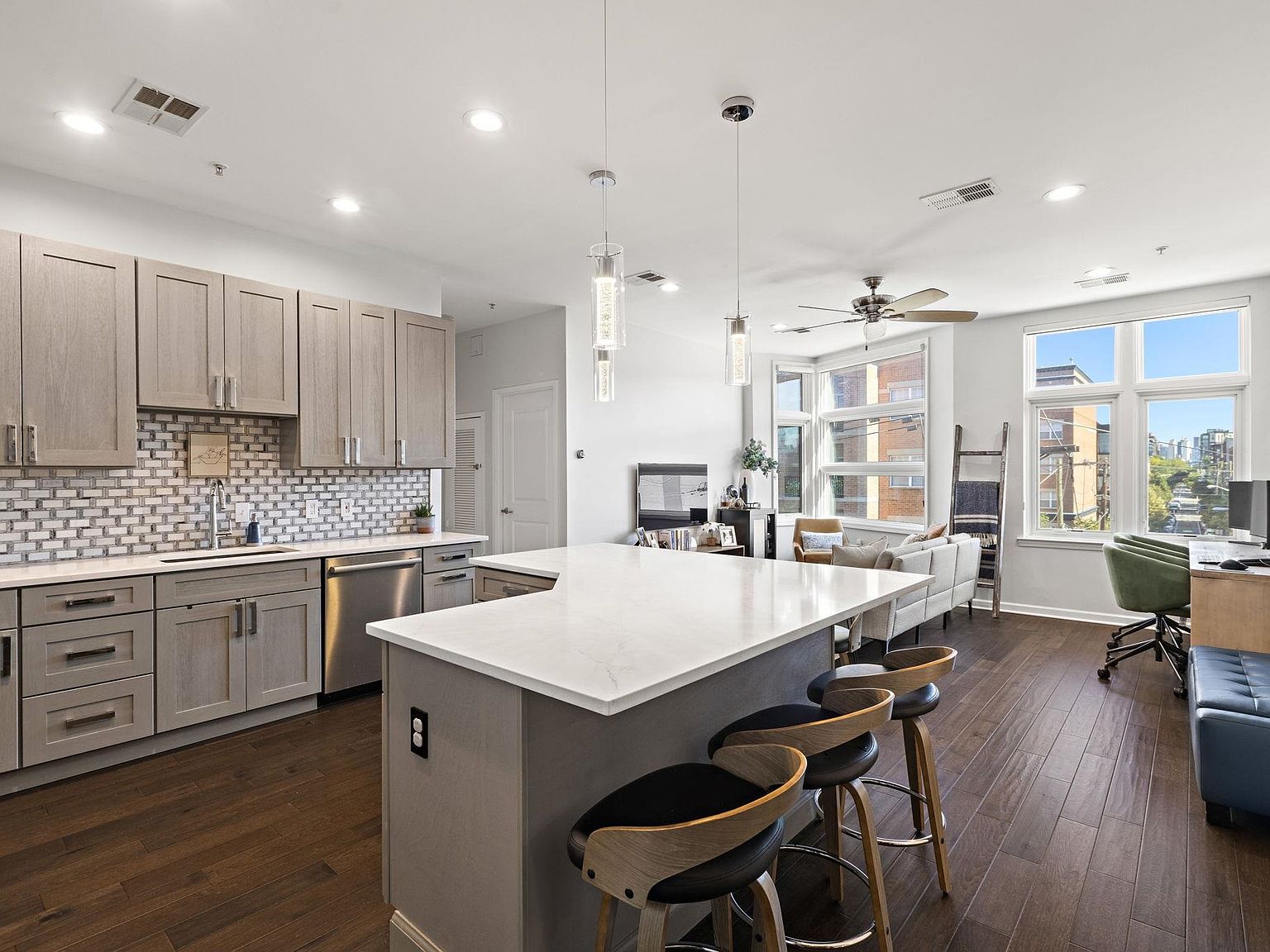 ☆ＡＰＴ☆ 荒１５キロ 1100 Adams St APT 405, Hoboken, NJ 07030 | Zillow