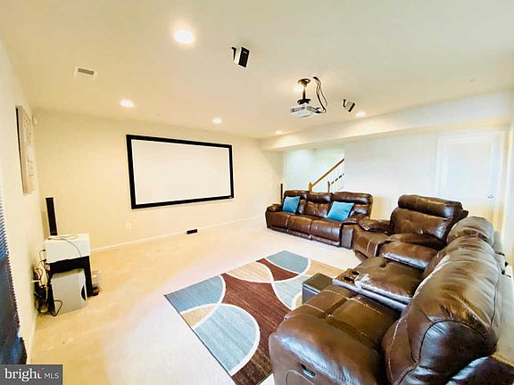 5th image of 2103 Congresbury Pl