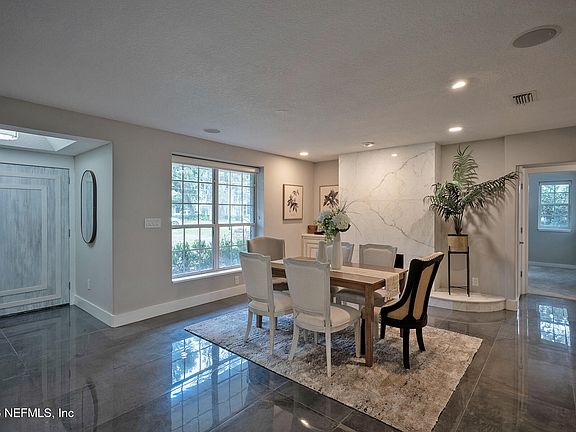 5th image of 4122 WATER OAK Lane