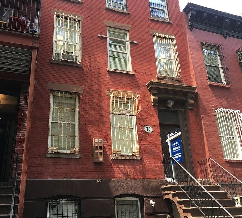 2nd image of 75 Penn St