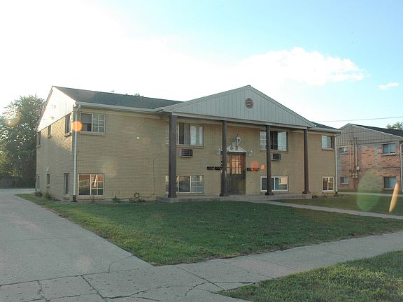 2nd image of 2961 Taft Ave SW