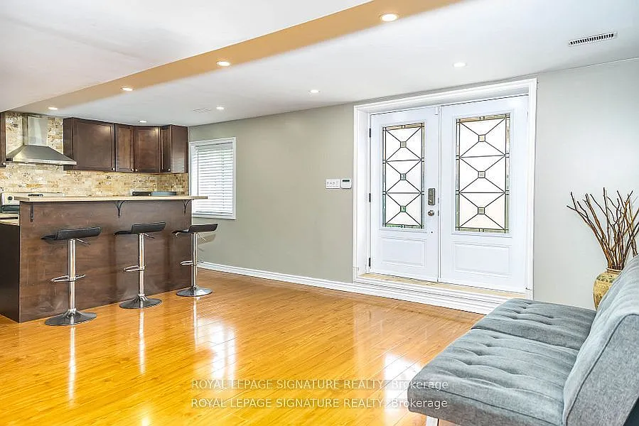 3 bed, $2,500 — Photo 4