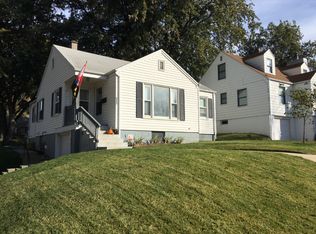 6352 Poppleton Ave, Omaha, NE 68106