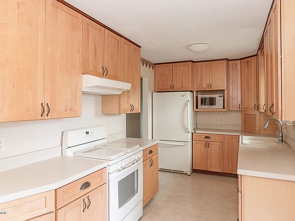 2nd image of 13720 W Tremblay Dr
