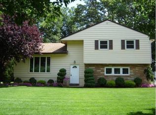 1207 Glen Ridge Dr, Glassboro, NJ 08028