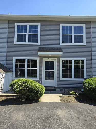 113 Courtyard Dr Photo 1