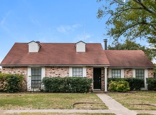 401 Rainier St, Cedar Hill, TX 75104
