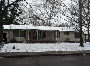 202 N Sycamore St, Iola, KS 66749