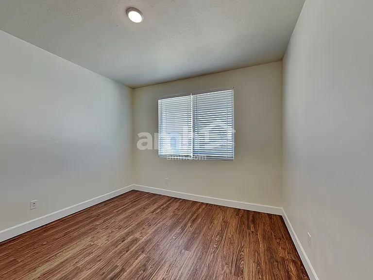 2705 W 3290 S — Photo 7