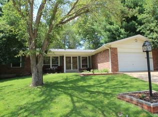 12761 Saddlemaker Ct, Maryland Heights, MO 63043
