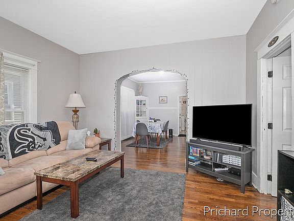 4th image of 1236 Garfield Ave NW
