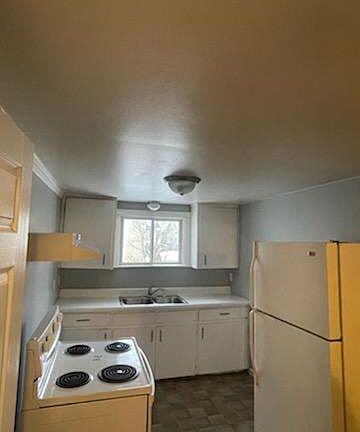 4th image of 354 W 31st St APT C