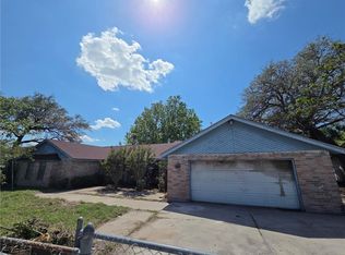 122 Saint Peter St, Rockport, TX 78382