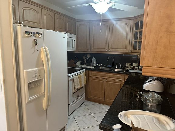 5th image of 88 Camden #D