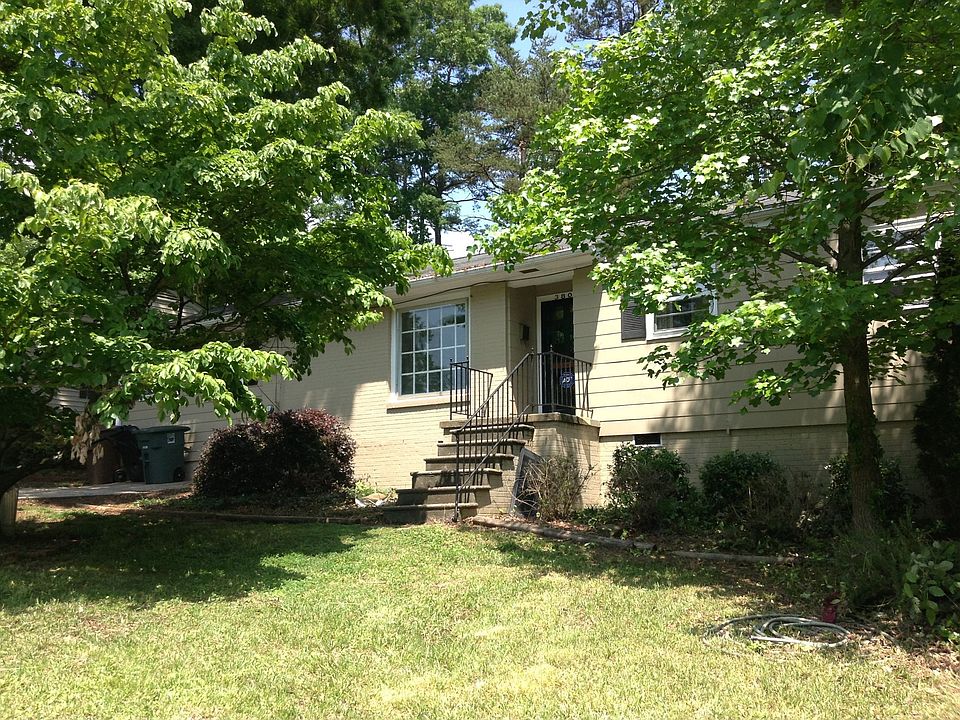 1st image of 3806 Manor Dr