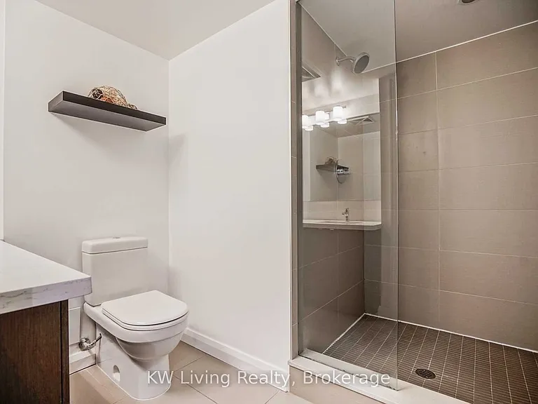 155 Yorkville Ave #2920 — Photo 12