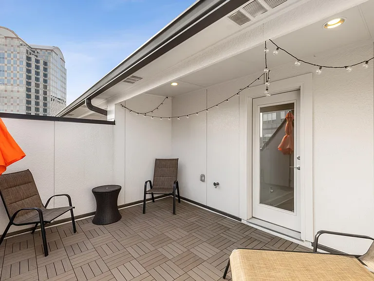 626 Dalton Ln — Photo 26