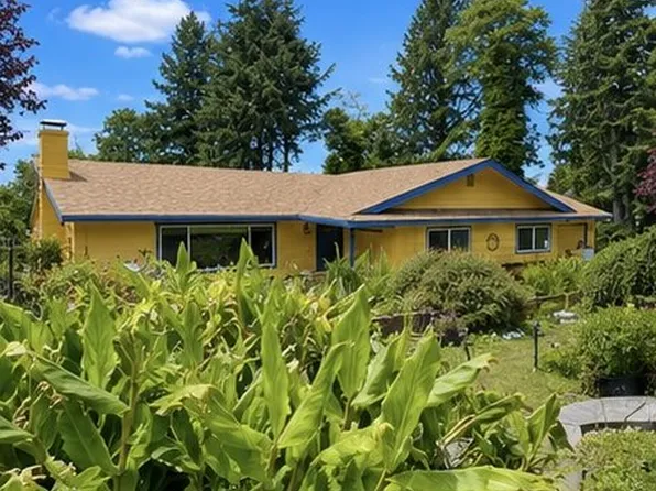 15780 Pelican Bay Dr, Brookings, OR 97415