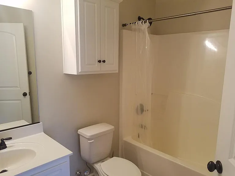 423 Tarsel Ct — Photo 5