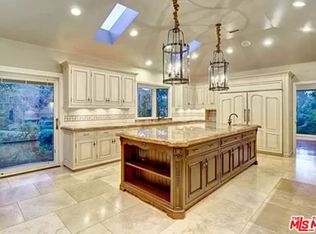 1681 Stone Canyon Rd, Los Angeles, CA 90077